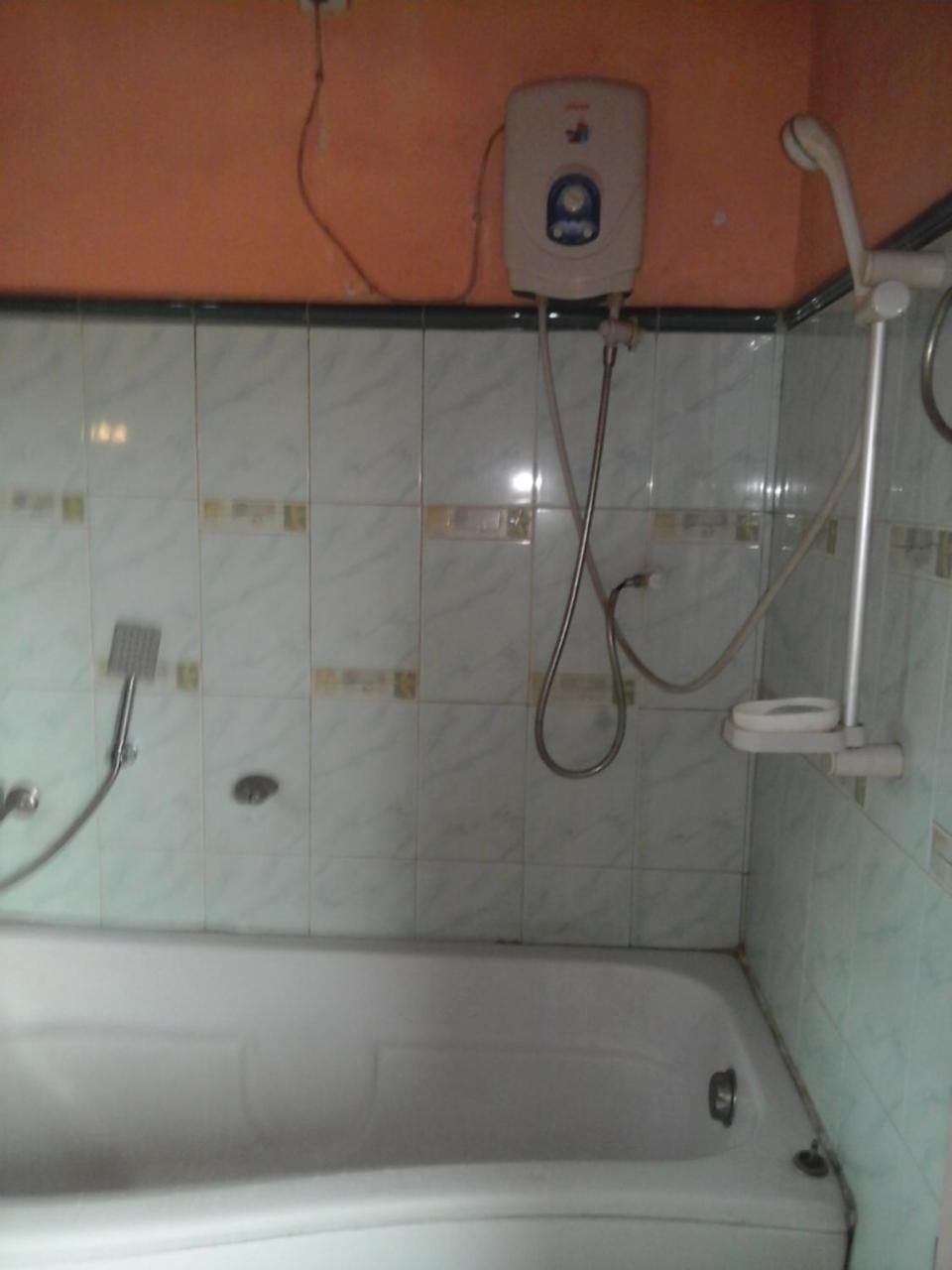 Apartamento Colombo 20 Minutes By Train Wattala Exterior foto